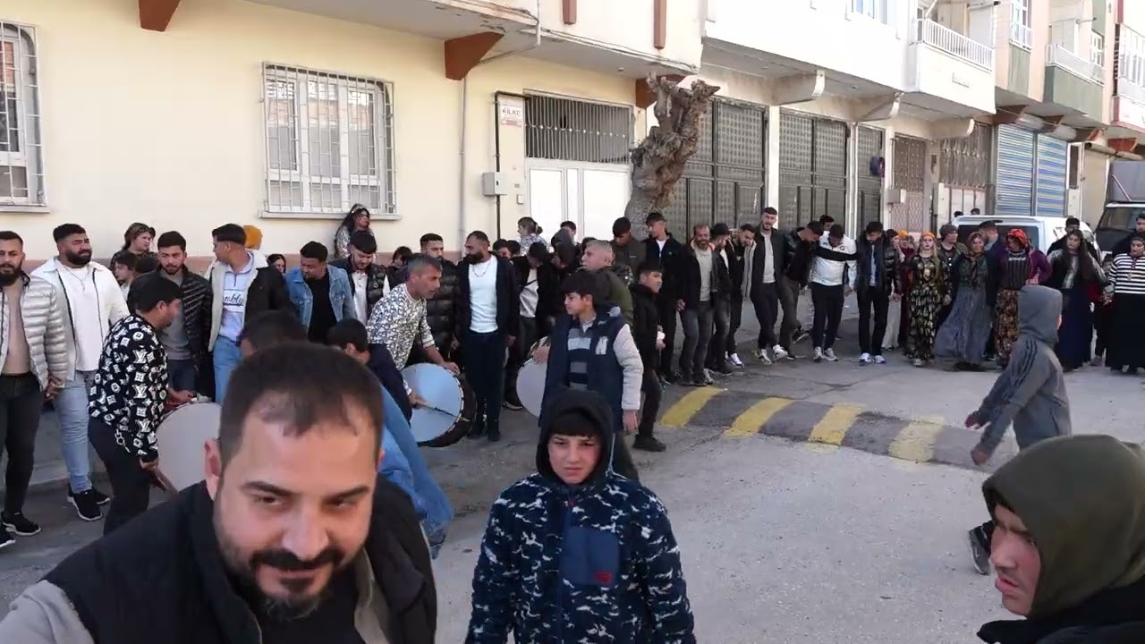 ÜNALDILI KADİR ARSLAN BEYİN OĞLU ZEKİNİN KINASI