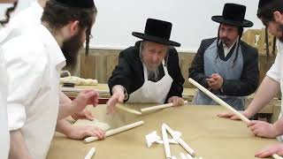 Skolya Rebbe Baking Matzos - Nissan 5782