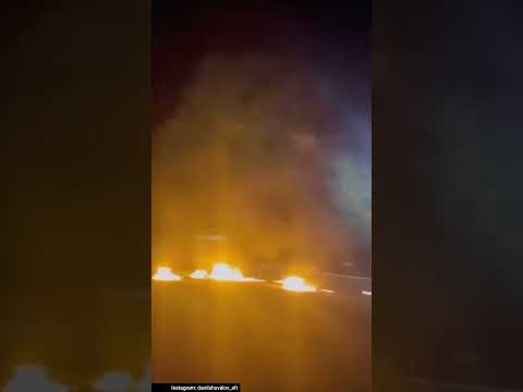В Кара-Балте толпа подростков закидала территорию Дома культуры зажигательной смесью