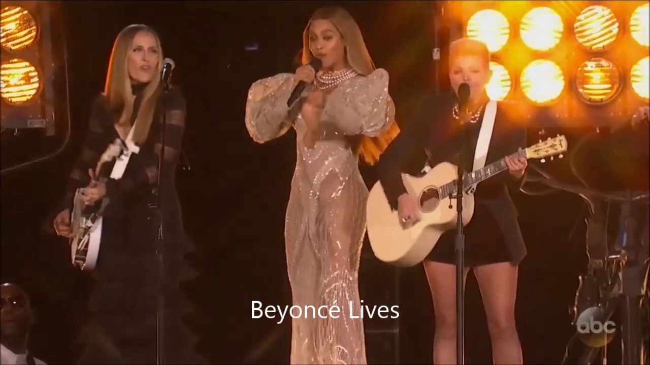 Beyoncé ft. Dixie Chicks - Daddy Lessons (Live at CMA 2016) - YouTube