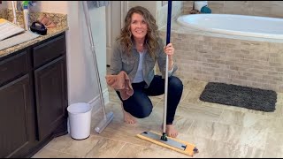 Norwex Mop in Action (with original locking mechanism)