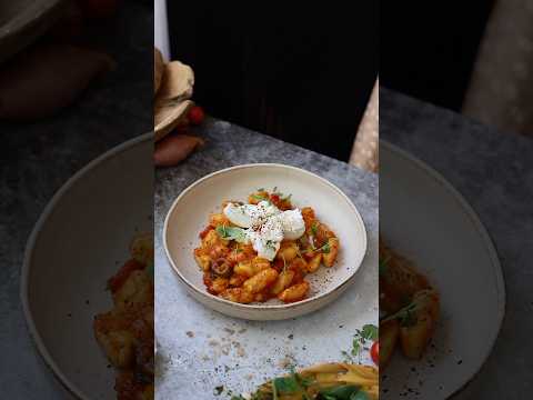 Gnocchi with Spicy Tomato Sauce😋