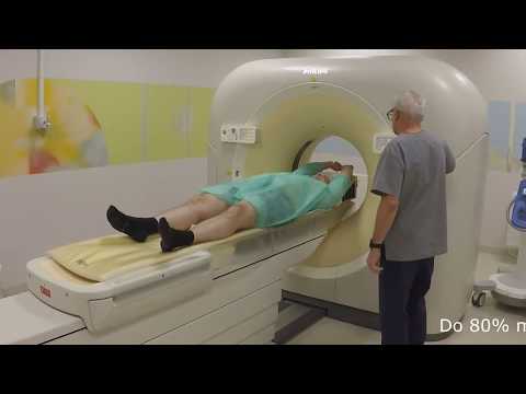 Wideo: Monitorowanie Siatkówki Drobnoustrojów Submilimetrowych Po Termoterapii Transpupilarnej Przy Użyciu Ręcznej Tomografii Optycznej Koherencyjnej