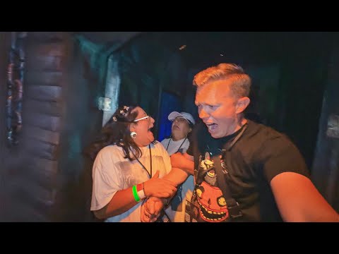 Knott’s Scary Farm Is Now Open & Our Reactions Were Hilarious! ￼