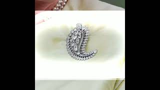 Queen Elizabeth jewelry