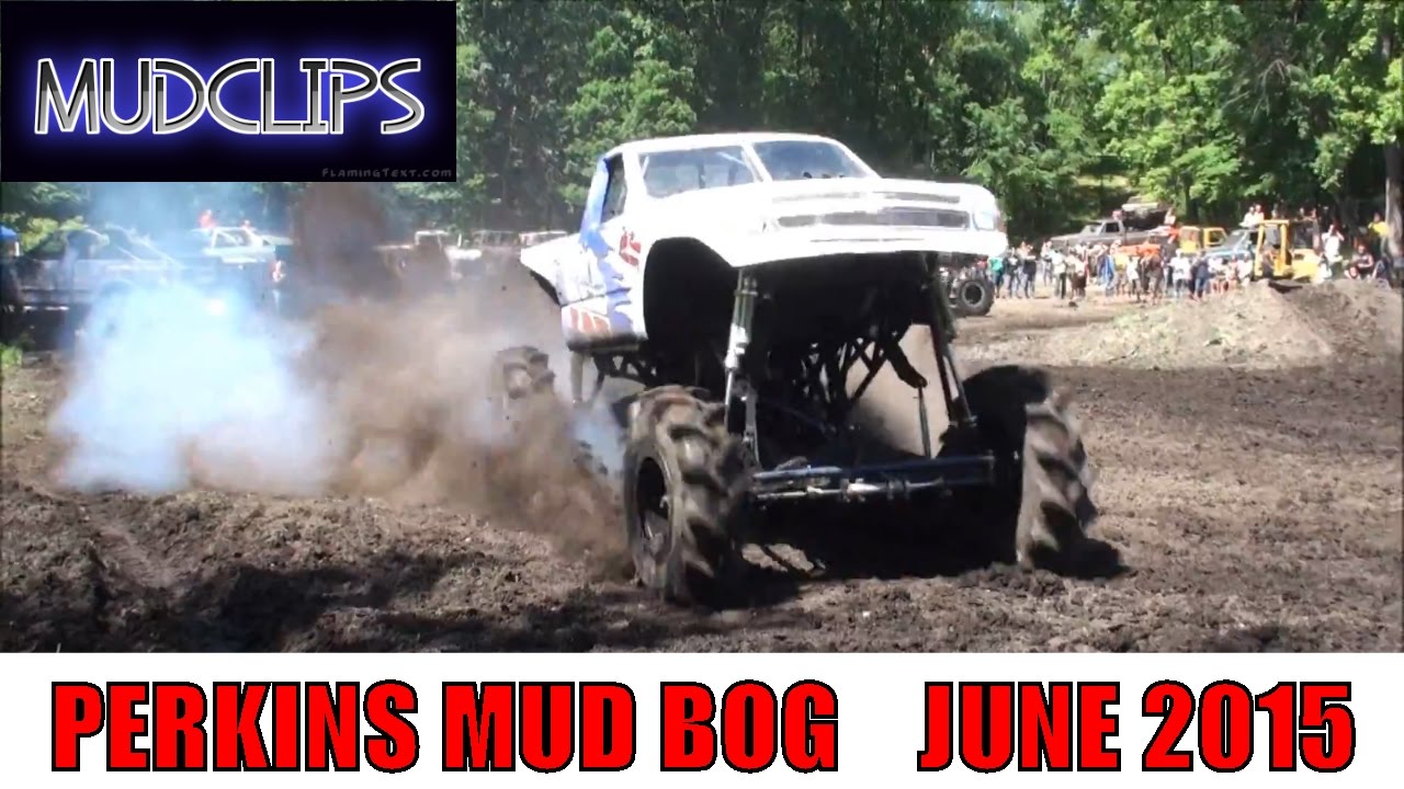 PERKINS MUD BOG - TOM KLEINSCHMIDT'S NEW OFF ROAD RECOVERY TRUCK PLAYS IN THE MUD
