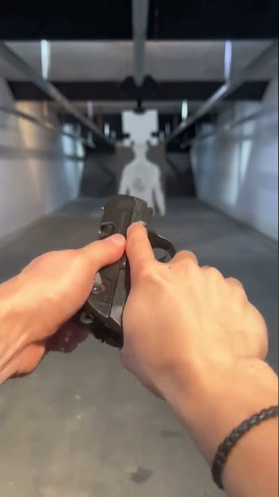 Pistol Baretta Asli