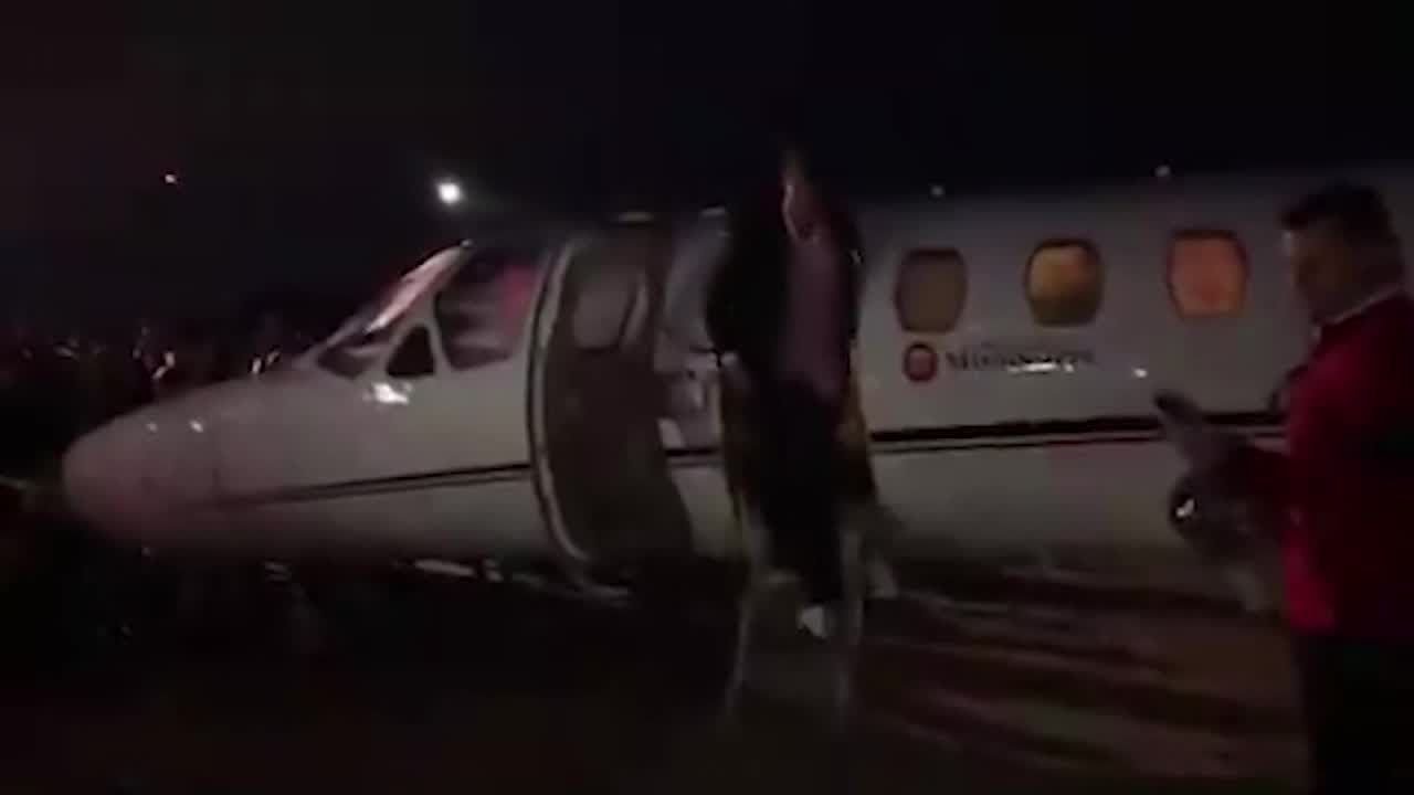 New Ole Miss coach Lane Kiffin on "different" tarmac experience in Oxford