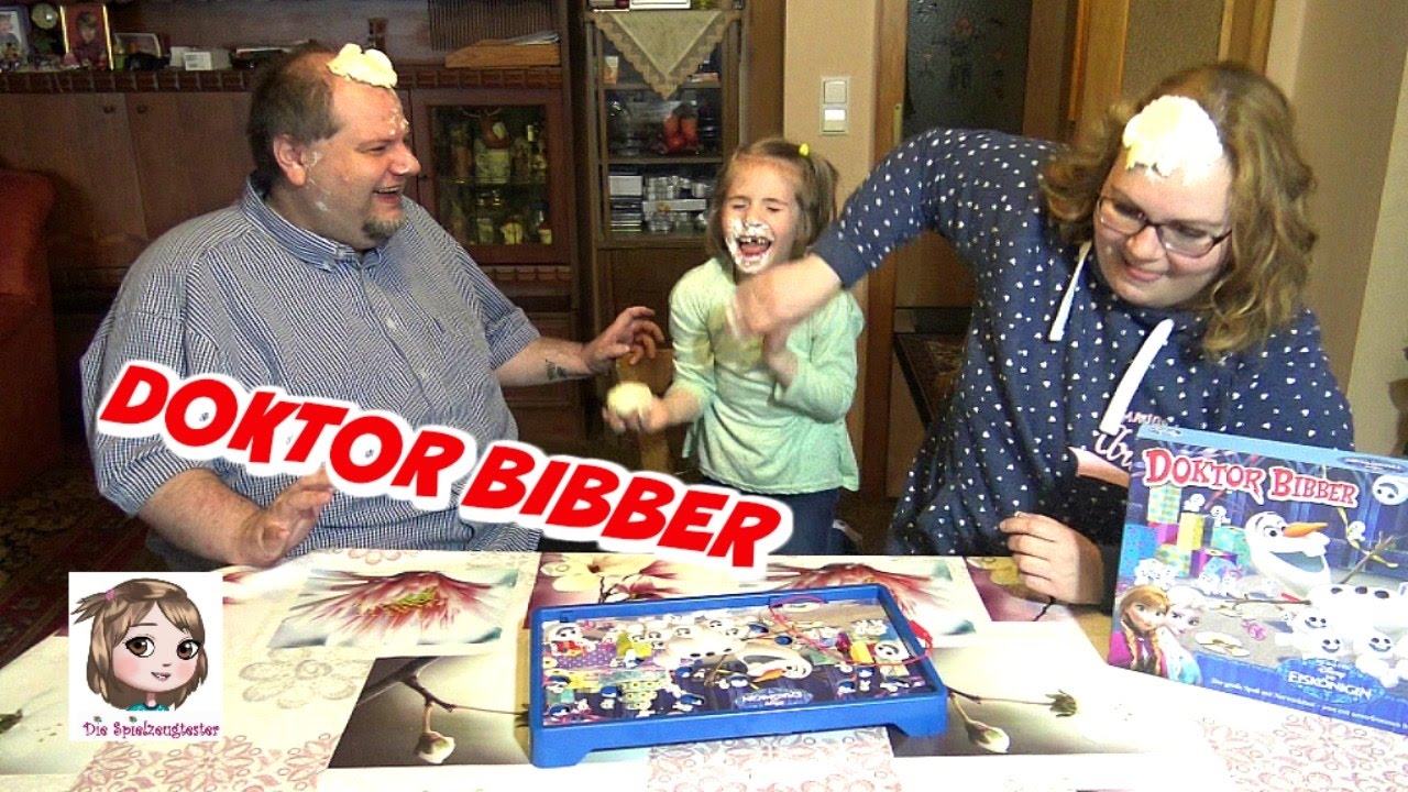 verjaardag som Minder DOKTOR BIBBER - Mama vs. Papa - Frozen Edition - Eltern spielen mit  Bestrafung | Hasbro - YouTube
