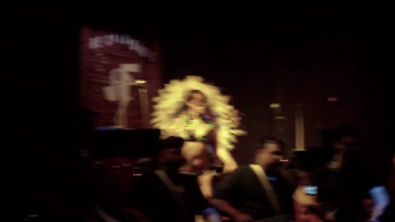 CUERDALUNA EN CROSSROADS 05082010 auf YouTube ansehen CUERDALUNA EN CROSSROADS 05082010 auf YouTube ansehen