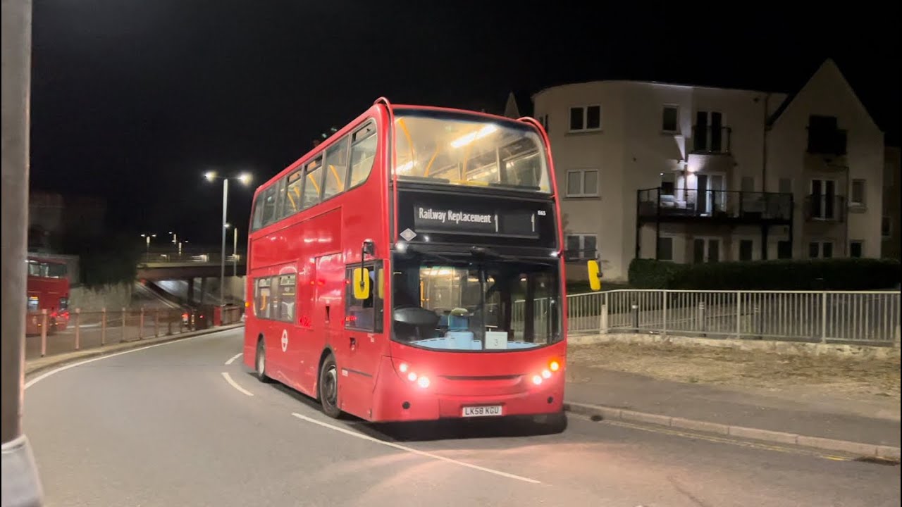 Sullivan Buses E63/LK58KGU full blind change