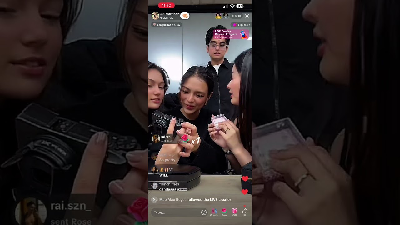 Mika, AZ, Will & Charlie - 'What's Inside My Bag' TikTok LIVE 072925