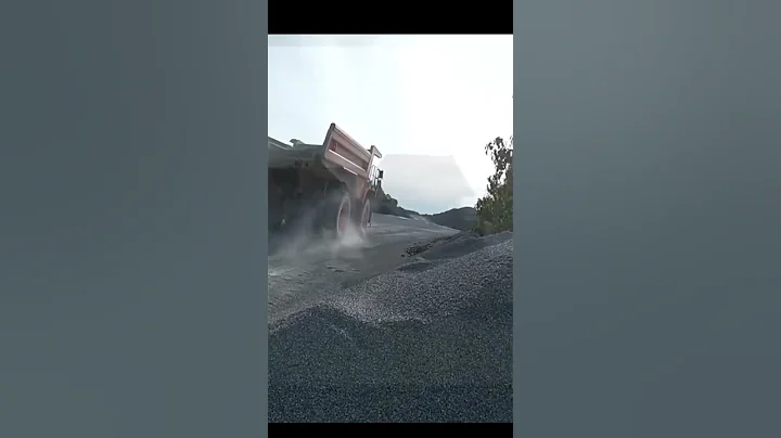 LOADING AT THE ROCK QUARRY - DayDayNews
