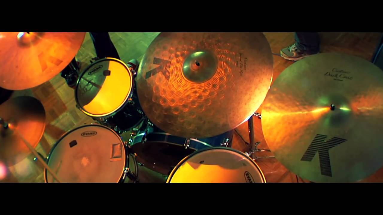 Metamorphose - Interplanetary Debris auf YouTube ansehen Metamorphose - Interplanetary Debris auf YouTube ansehen