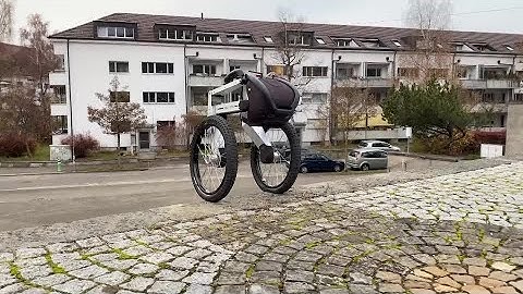 Robot security guard on patrol in Switzerland
