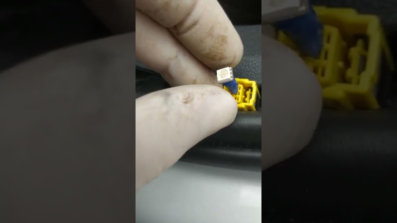 Экспресс тест исправности SRS(подушек безопасности автомобиля) - YouTube