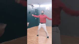 Aankh mare Song Dance By me #dance #dancer #dancevideo #aankhmaare #ytshorts #shorts #dancesteps
