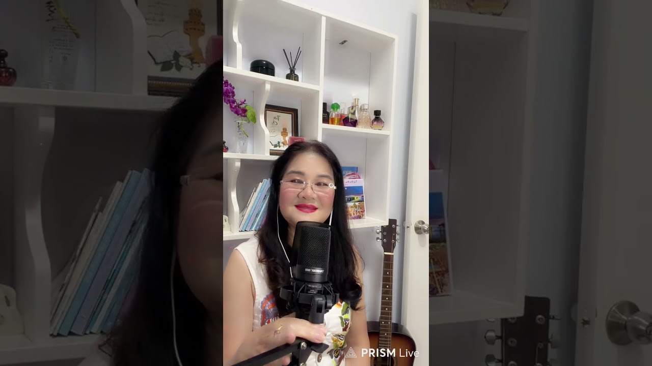 Giao lưu ca hát yêu đời vui vẻ 