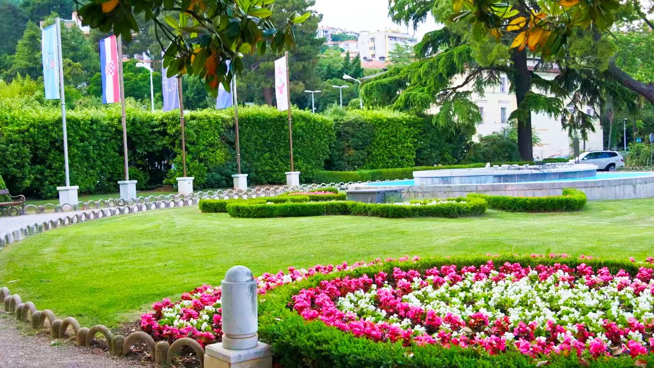 Opatija Full Walking Tour 1/2 - Maiden with the Seagull - Villa Angiolina - walk of fame - Croatia
