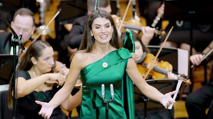 Tamara Radjenovic ,  Ah! je ris , Faust