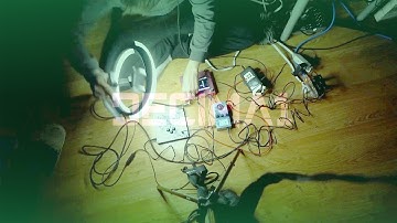 Making Sound with Light (Liquid Drone + Poly Digi + Zoom MS-70CDR Pedal)