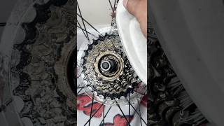 Before vs After Cassette Clean 🔥 #bikeclean #asmr #bikelife #bikemaintenance