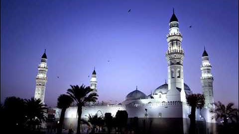 تلاوة للشيخ محمد أيوب رحمه الله وما تيسر من سورة البقرة من تهجد مسجد قباء لعام 1422 هـ