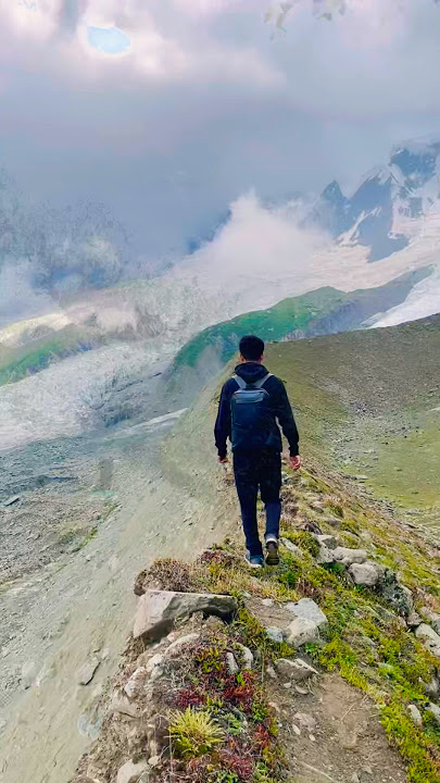 Karakoram Mountains#foryou #youtubeshorts #like #subscribe 🙏🏔️❤️