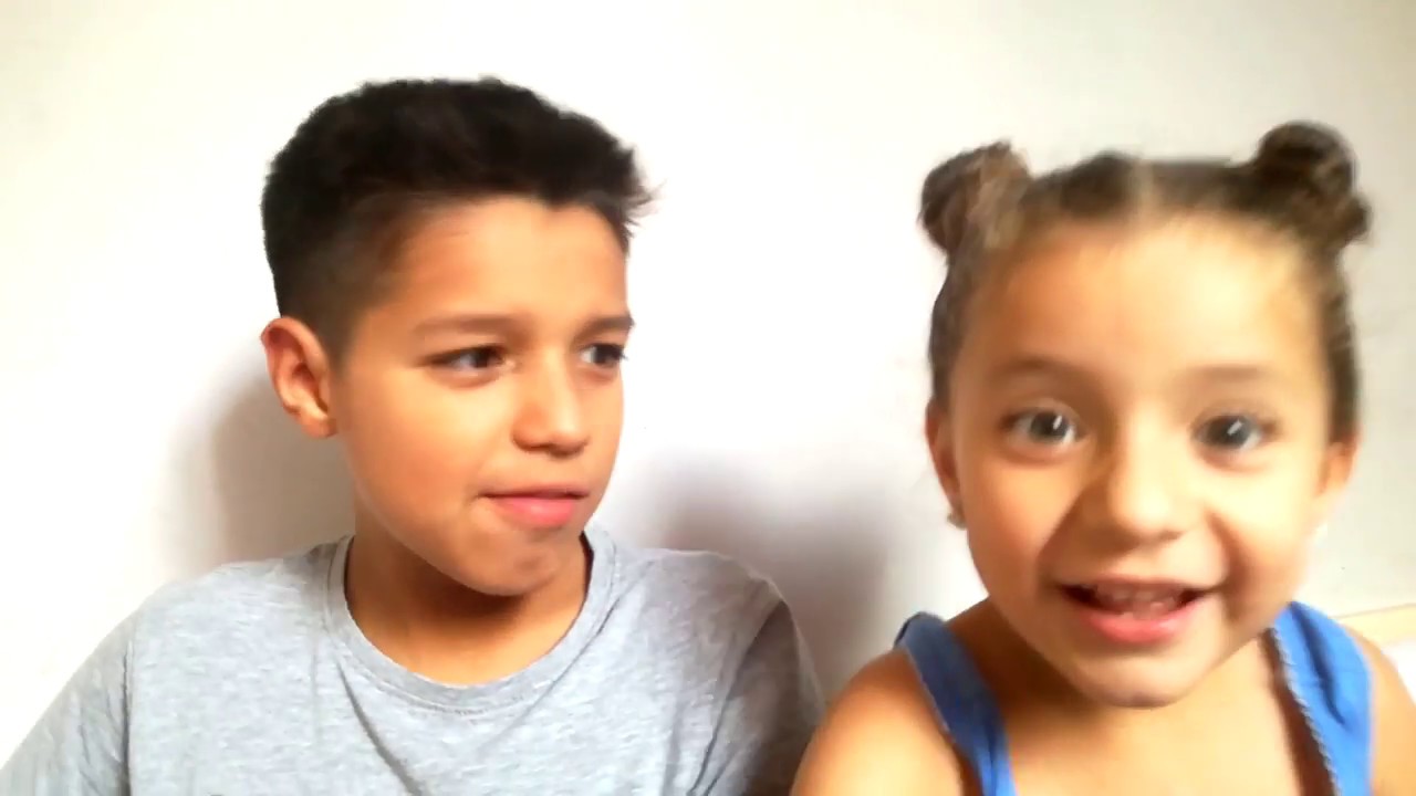 Mi Hermana Peque A Me Humilla En Mi Primer Video By Mian Youtube