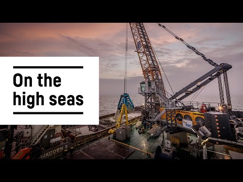 Liebherr - HS 8300.2 on the high seas