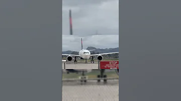 Delta A330-900 landing at SMX