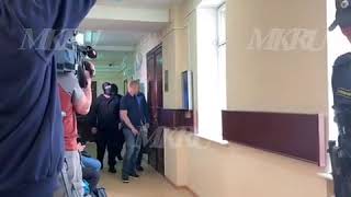 Задержанный за госизмену Александр Воробьев доставлен в суд Задержанный за госизмену Александр Воробьев доставлен в суд