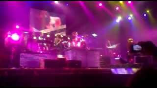Guns N' Roses - November Rain (@ Stadium-live. Russia, Moscow 11.05.2012).mp4