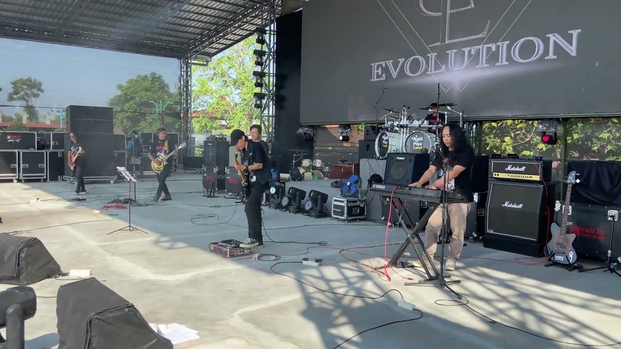 EVOLUTION Band Cover RUDAL - Dara Pusaka