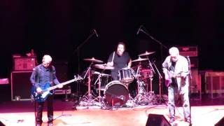 Video thumbnail of "Hot Tuna -  Flying Clouds @ Beacon 11/19/16"