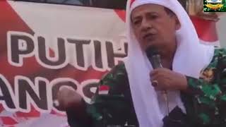 Pengibaran Bendera Merah Putih Raksasa Di Bukit Mendelem Bersama Habib Lutfi & Jamiah Assalam