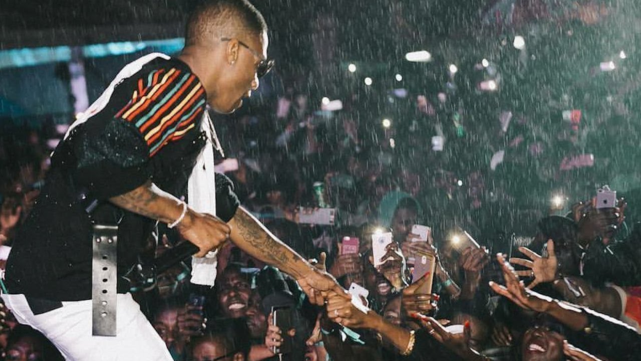 WIZKID BOW THE WORLD WITH MUSIC AND VOICE OUT AM AMONG BEST ART IN WORLD NOW RIHHAN BEYONCE KOWN nigerian comedy movies