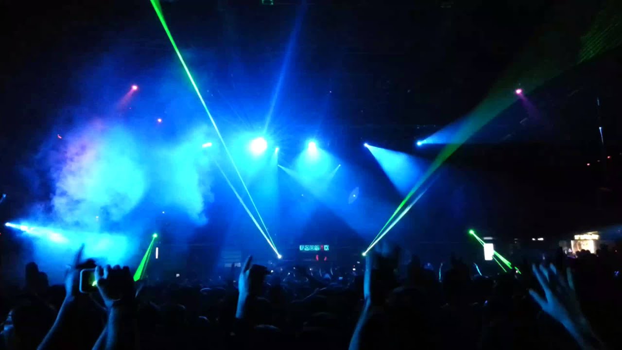 David guetta fabrik 2013 megatron HD - YouTube