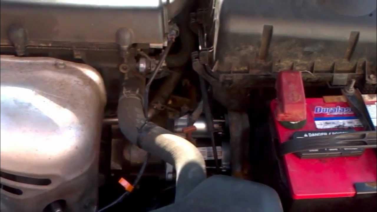 How to remove and install Starter 2004 Toyota Camry - YouTube