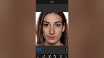 Smooth Skin using LightX Photo Editor for iPhone