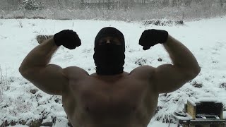 Ninja Tyler 263 Lbs Bodybuilder Flexing Muscle