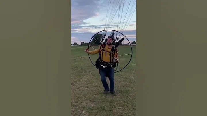 The PERFECT reverse launch 🚀 #paramotor #shorts