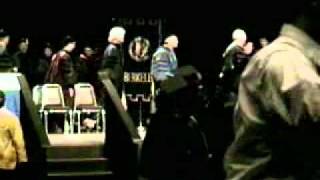 DerekGradCommencementProcession2.wmv