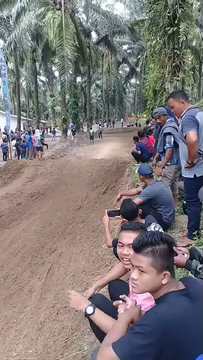 Senior sumut persaingan ketat Rahnanda putra14 dengan Dcoco 333 bekulap motocros