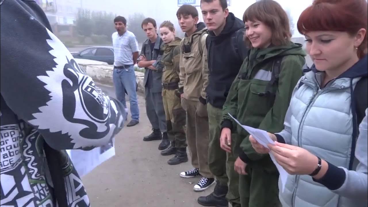 В рамках акции "Наши защитники" юнармейцы отряда имени Героя Советского Союза Ре