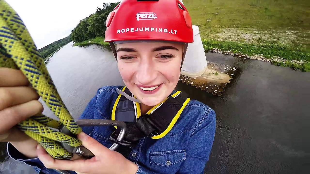 Austė Timinskaitė Ropejumping Baltosios Rožės tiltas, Alytus www.ropejumping.lt YouTube
