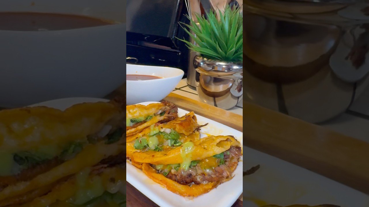 Quesabirrias deliciosas! #quesabirria #birriatacos #birria #birriaramen #birriaderes