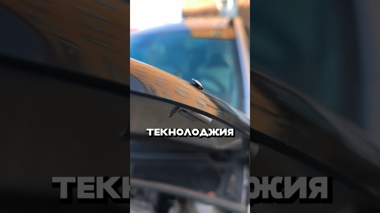 Прикрутил капот саморезами, чтоб наверняка😁