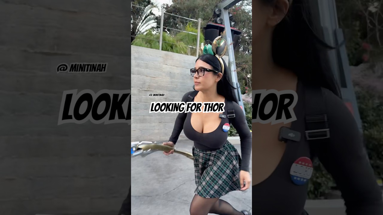 Looking for Thor 😭 #fyp #foryou #viral #disneyland #disneybound #ootd