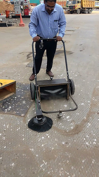 aero vac road sweeping machine mechanism